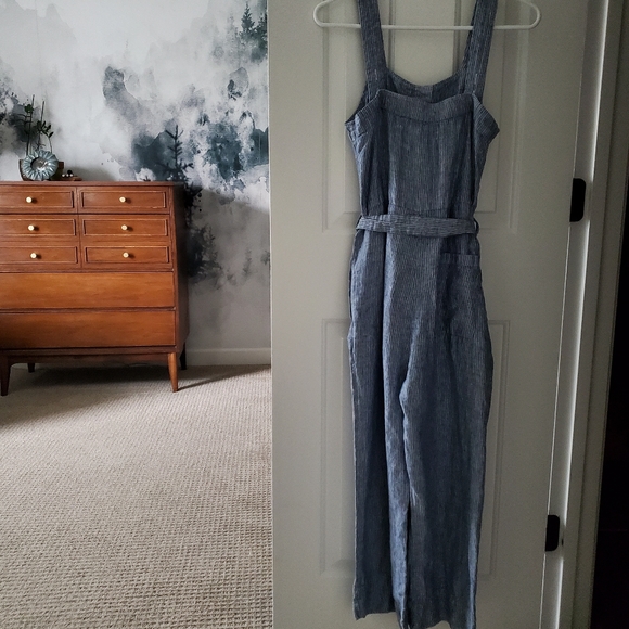Everlane The Linen Picnic Jumpsuit (with belt),  White/Blue Pinstripe (2) - Picture 5 of 14